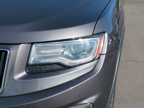 Used 2014 Jeep Grand Cherokee Limited w/ Luxury Group II image 12