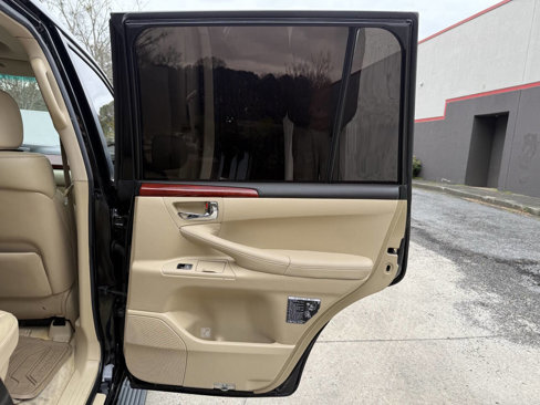 Used 2009 Lexus LX 570 4WD image 46