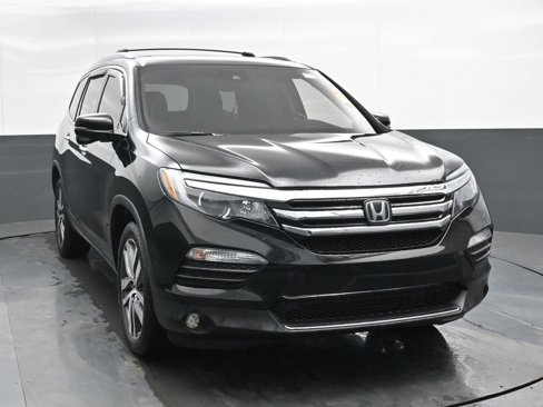 Used 2018 Honda Pilot Touring image 6