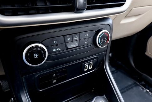 Used 2020 Ford EcoSport S image 8