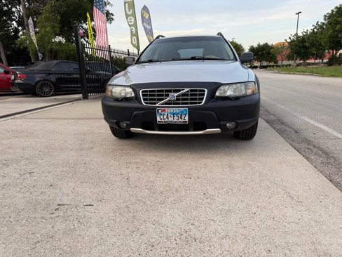 Used 2004 Volvo XC70 image 4