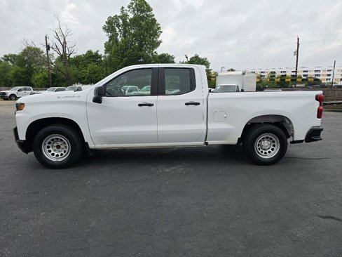 Used 2021 Chevrolet Silverado 1500 W/T w/ Trailering Package image 2