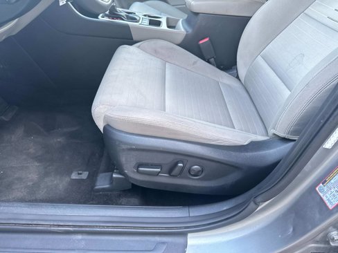 Used 2020 Kia Sportage LX w/ LX Popular Package image 17