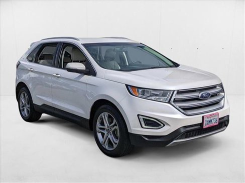 Used 2015 Ford Edge Titanium w/ Technology Package image 3