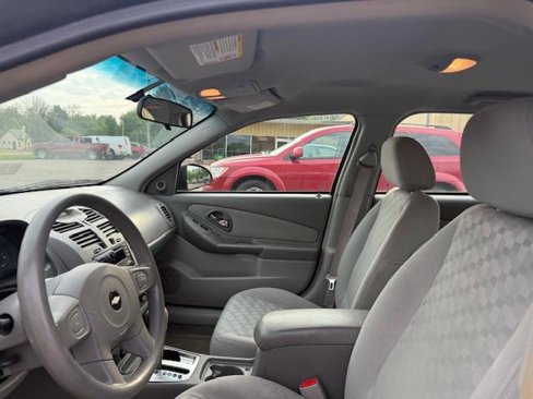 Used 2005 Chevrolet Malibu LS image 15