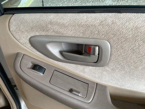 Used 1996 Toyota Avalon XL image 24