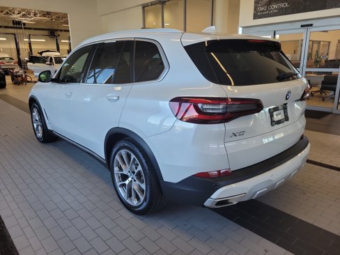 Used 2021 BMW X5 xDrive40i w/ Convenience Package image 7