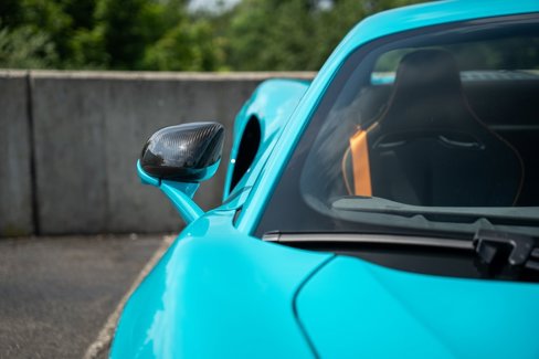 New 2025 McLaren Artura image 18