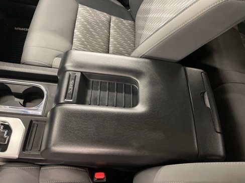 Used 2020 Toyota Tundra SR5 image 27