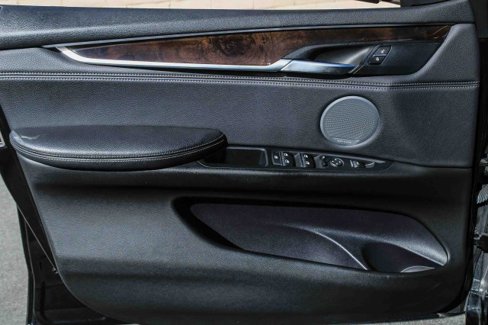 Used 2018 BMW X5 xDrive50i image 23