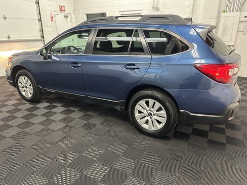Used 2019 Subaru Outback 2.5i Premium image 6