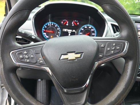 Used 2020 Chevrolet Equinox LS image 13