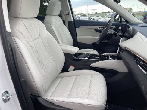 Used 2024 Buick Envision Avenir image 22