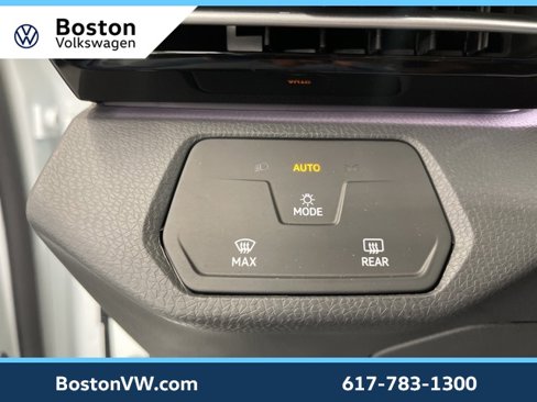Used 2023 Volkswagen ID.4 Pro image 21