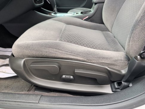Used 2016 Chevrolet Impala Limited LS image 9