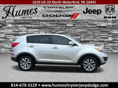 Used 2016 Kia Sportage LX image 2