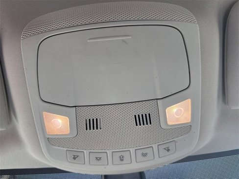 Used 2024 Ford Edge Titanium image 25