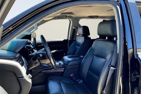 Used 2017 GMC Yukon SLT image 25