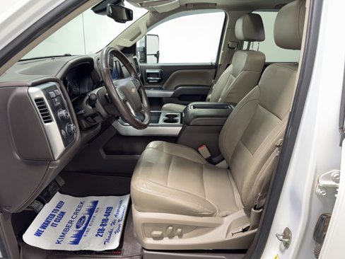 Used 2015 Chevrolet Silverado 1500 LTZ Z71 w/ LTZ Plus Package image 15