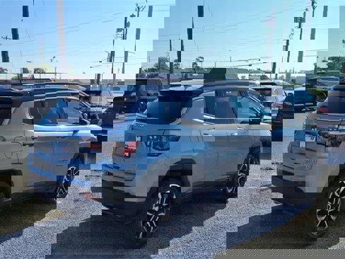 Used 2024 Jeep Compass Limited image 19