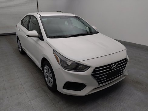 Used 2020 Hyundai Accent SE image 13