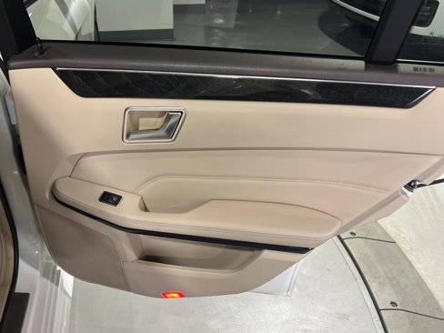 Used 2015 Mercedes-Benz E 350 Sedan image 28