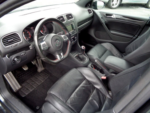 Used 2011 Volkswagen GTI Autobahn image 5