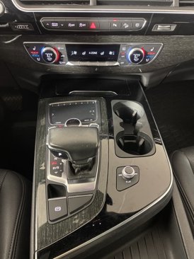 Used 2019 Audi Q7 3.0T Premium Plus w/ Premium Plus Package image 29