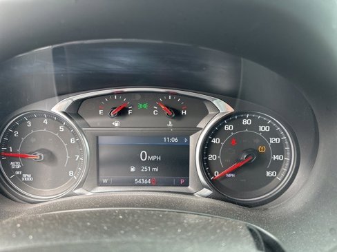 Used 2024 GMC Terrain SLT image 12