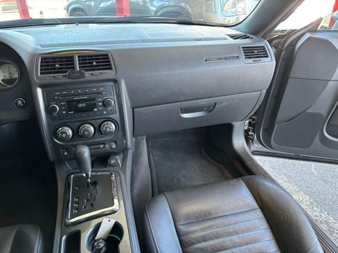 Used 2013 Dodge Challenger SXT Plus image 11