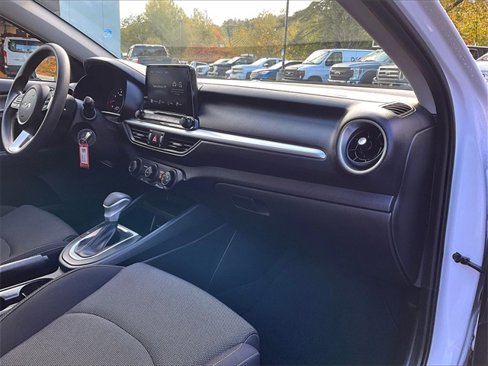 Used 2023 Kia Forte LXS image 17