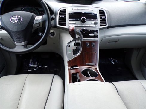 Used 2009 Toyota Venza Limited w/ Comfort Pkg image 29