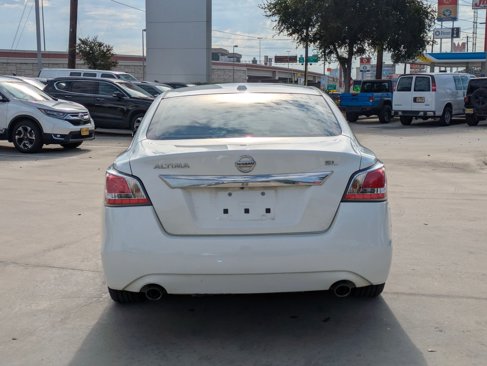 Used 2015 Nissan Altima 2.5 SL image 6