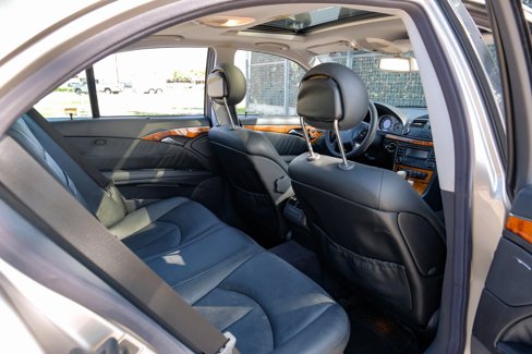 Used 2003 Mercedes-Benz E 320 Sedan image 32