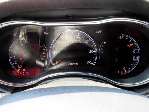 Used 2020 Jeep Grand Cherokee Limited image 18
