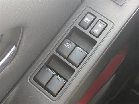 Used 2022 Nissan Frontier Pro-X image 24