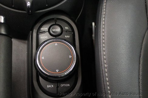 Used 2015 MINI Cooper 4-Door Hardtop image 34