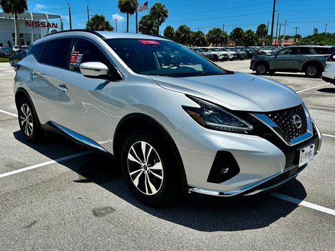 Certified 2023 Nissan Murano SV image 2