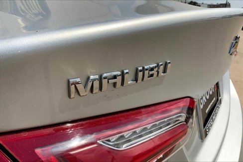 Used 2021 Chevrolet Malibu LT image 30