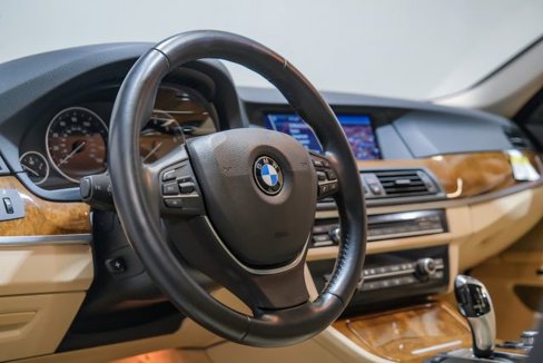 Used 2011 BMW 535i Sedan image 24