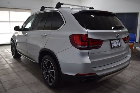 Used 2016 BMW X5 xDrive50i w/ XLine image 2