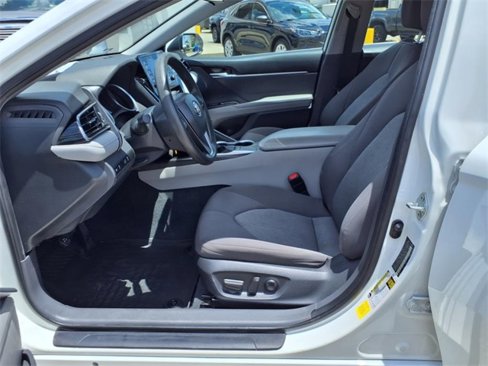Used 2023 Toyota Camry LE image 13