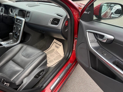 Used 2012 Volvo S60 T5 w/ Multimedia Pkg image 14