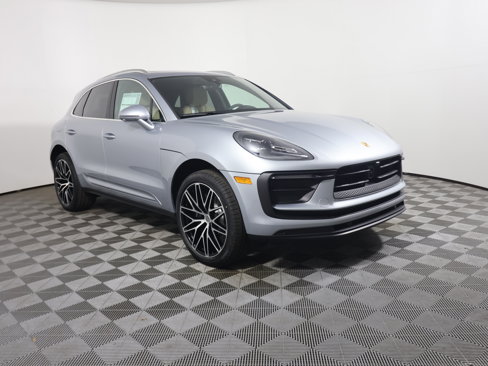 New 2025 Porsche Macan image 9