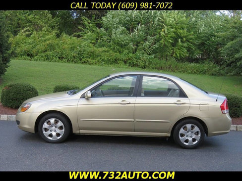 Used 2009 Kia Spectra EX image 2