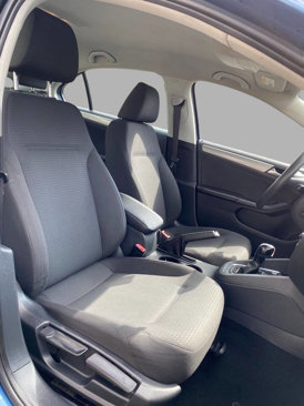 Used 2015 Volkswagen Jetta SE image 30