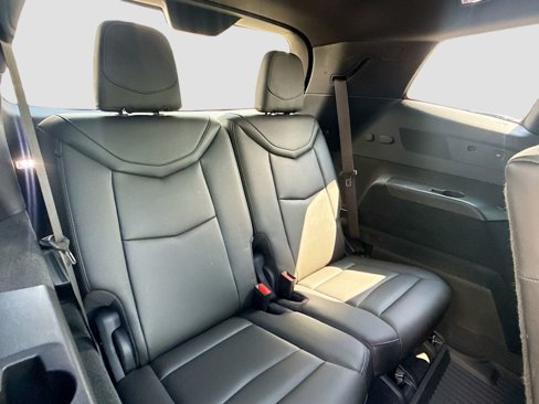 Used 2023 Cadillac XT6 Luxury w/ LPO, Floor Liner Package image 28