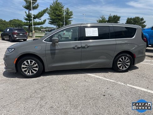 Used 2022 Chrysler Pacifica Touring-L image 17