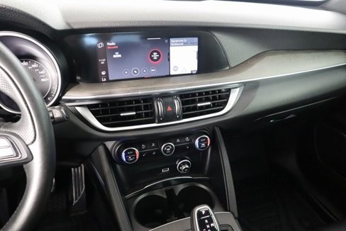 Used 2022 Alfa Romeo Stelvio Ti image 29