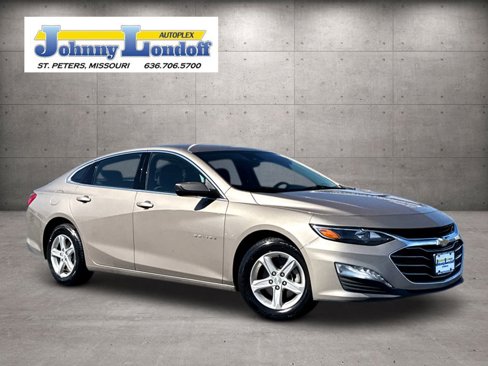 Used 2023 Chevrolet Malibu LT image 1
